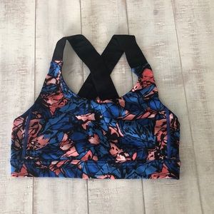 Lululemon all sport sports bra size 6